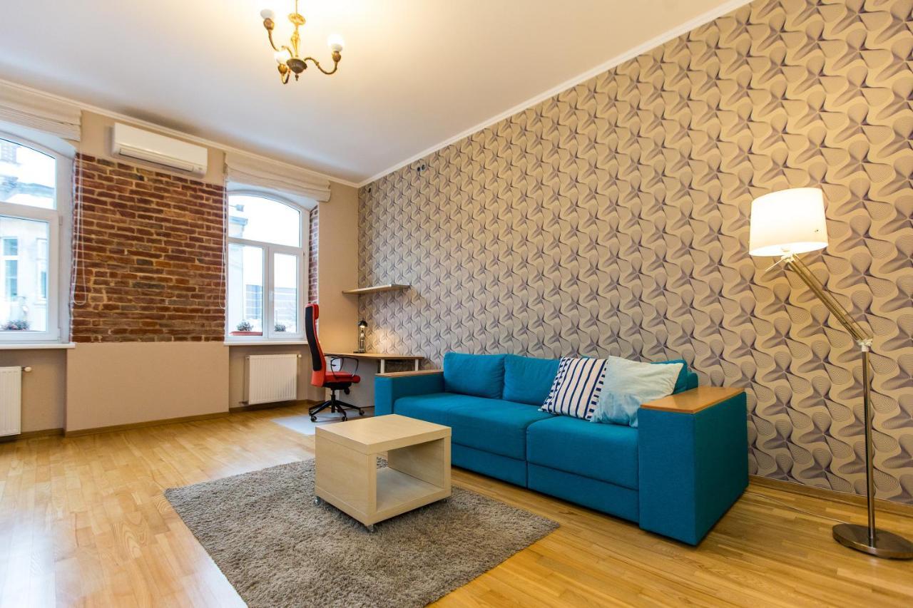 Light And Spacious Apartment On Gazova Str Lviv Exterior foto