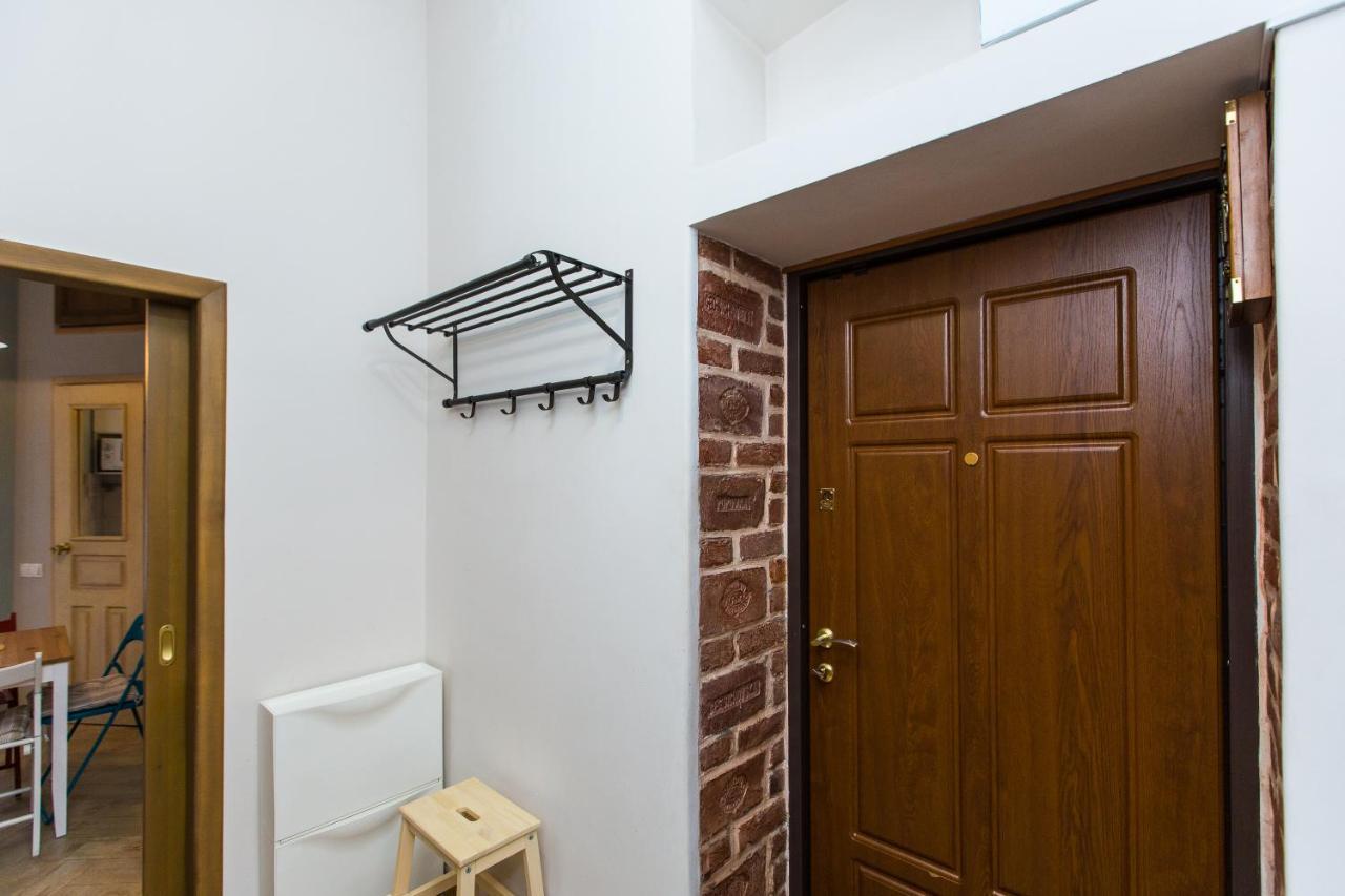 Light And Spacious Apartment On Gazova Str Lviv Exterior foto